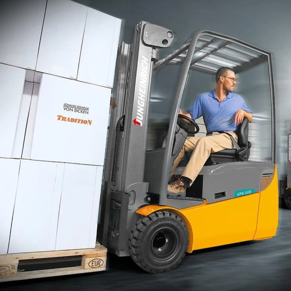 Carrello elevatore EFG 110 115 (1)