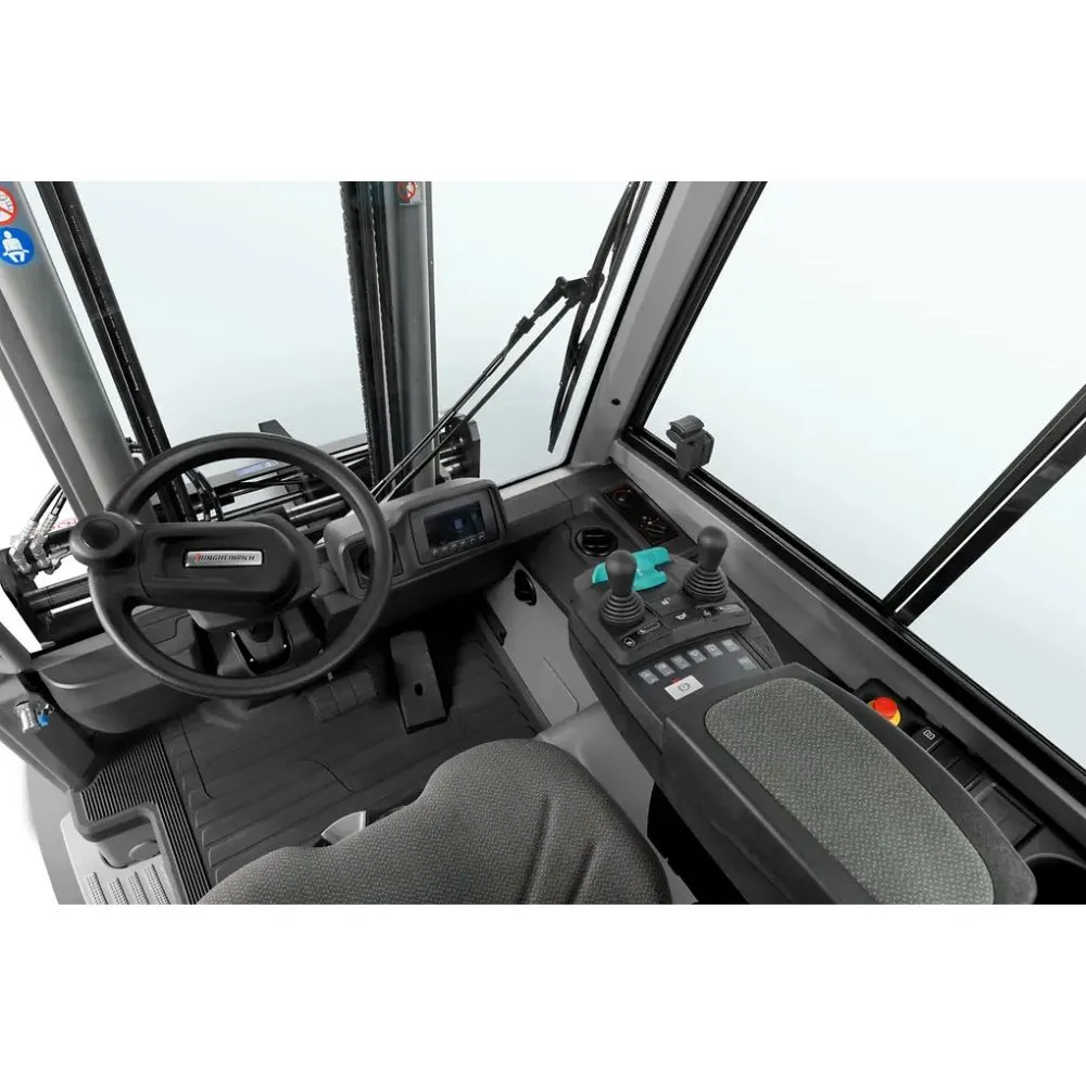 Carrello elevatore a quattro ruote EFG 425-435 (2)