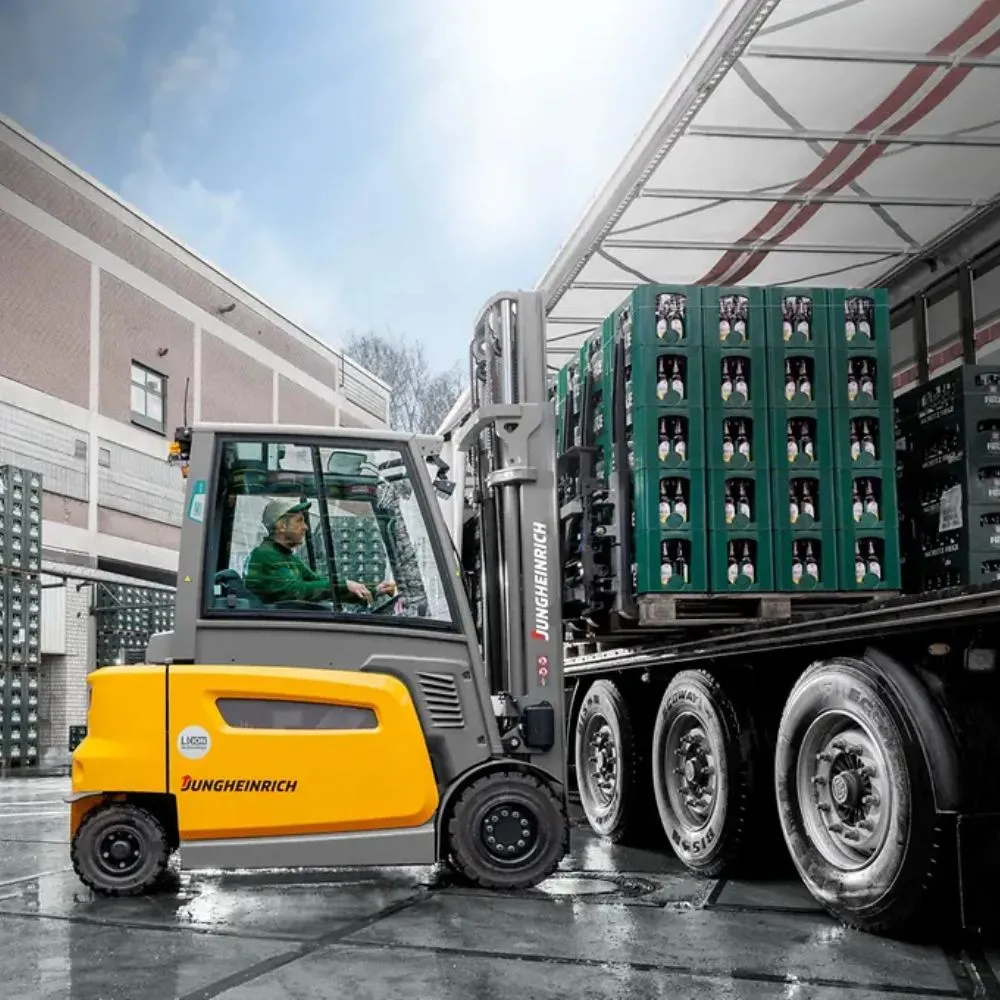 Carrello elevatore a quattro ruote EFG 425-435 (3)
