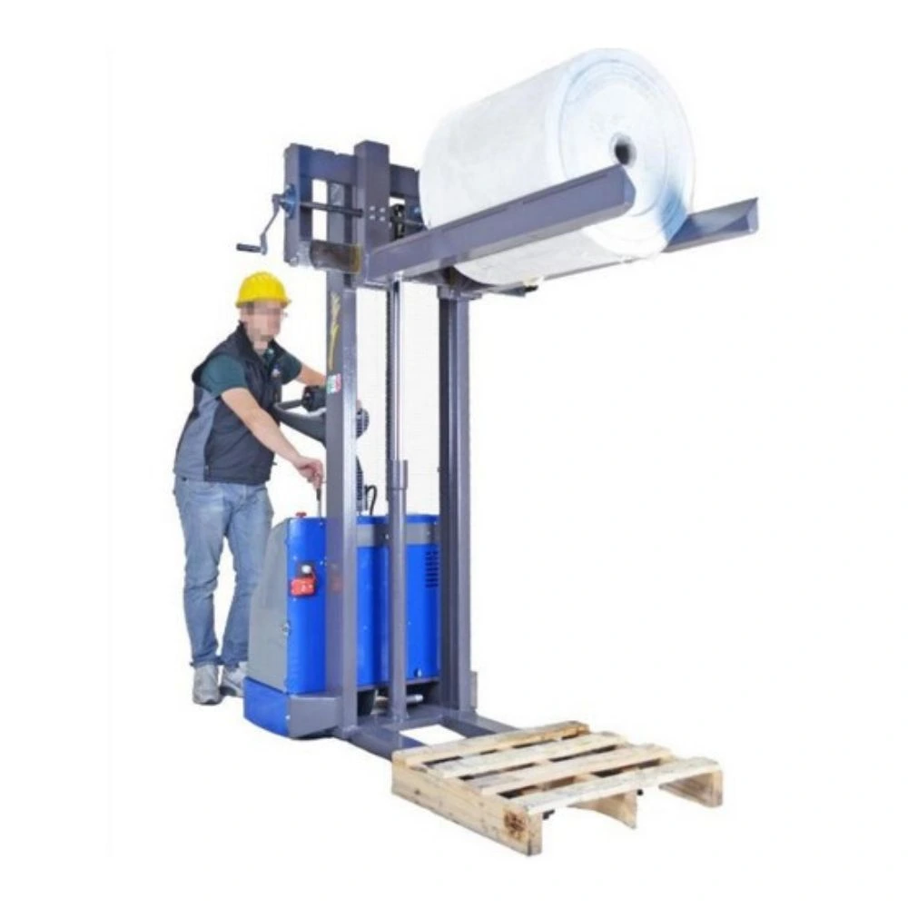 Carrello con forche sagomate regolabili