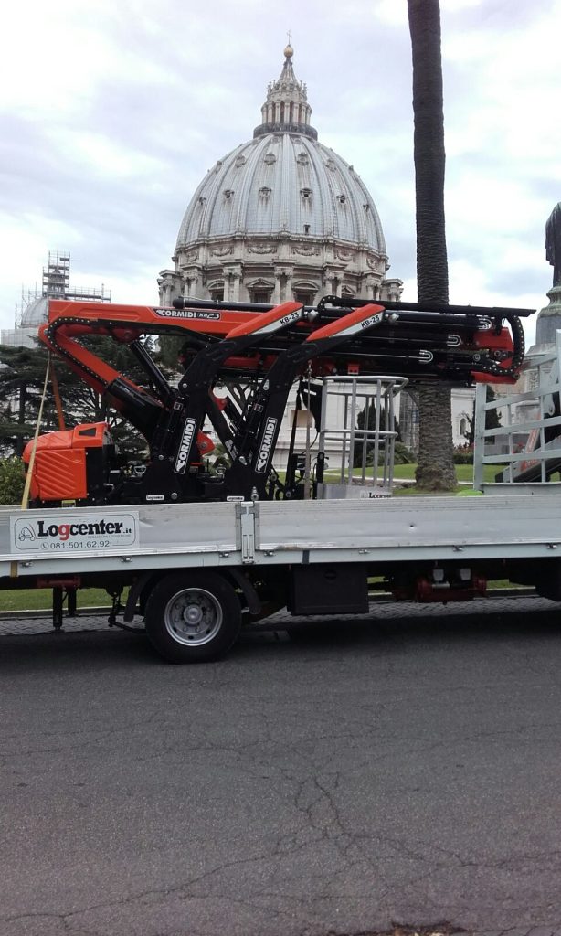 Manutenzione ai Giardini Vaticani con la nostra piattaforma ragno