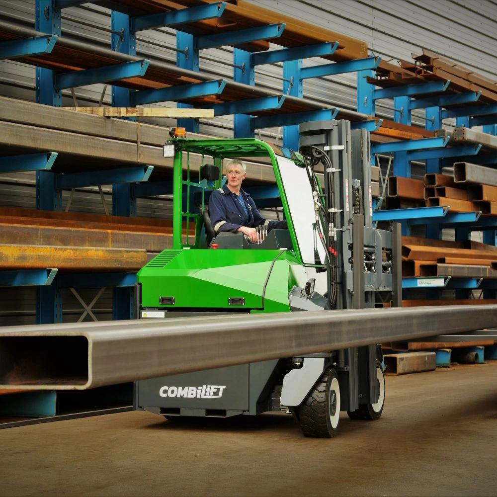 Carrello Elevatore Multidirezionale Combilift CB CBE Cubo