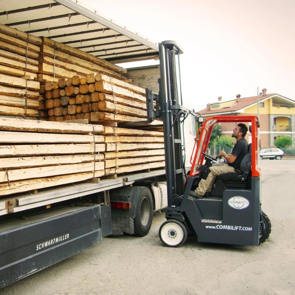 Carrello Elevatore Multidirezionale Combilift CB CBE Cubo