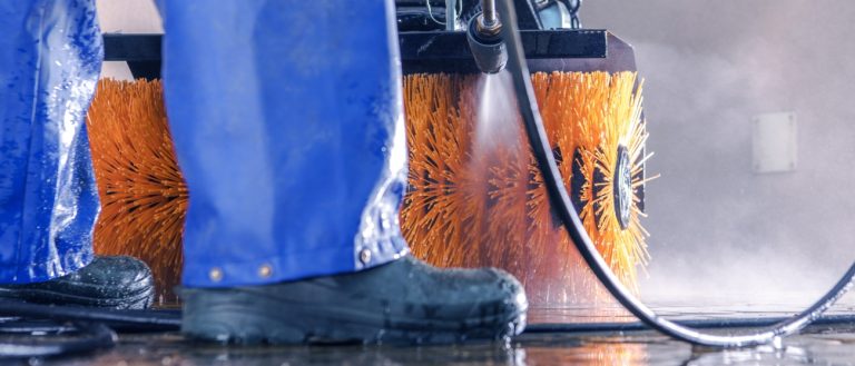 Magazzini più sicuri e produttivi? Inizia dagli strumenti di pulizia